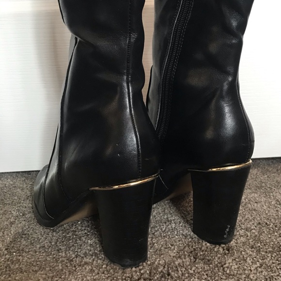 Closet clear out - Picture 3 of 5